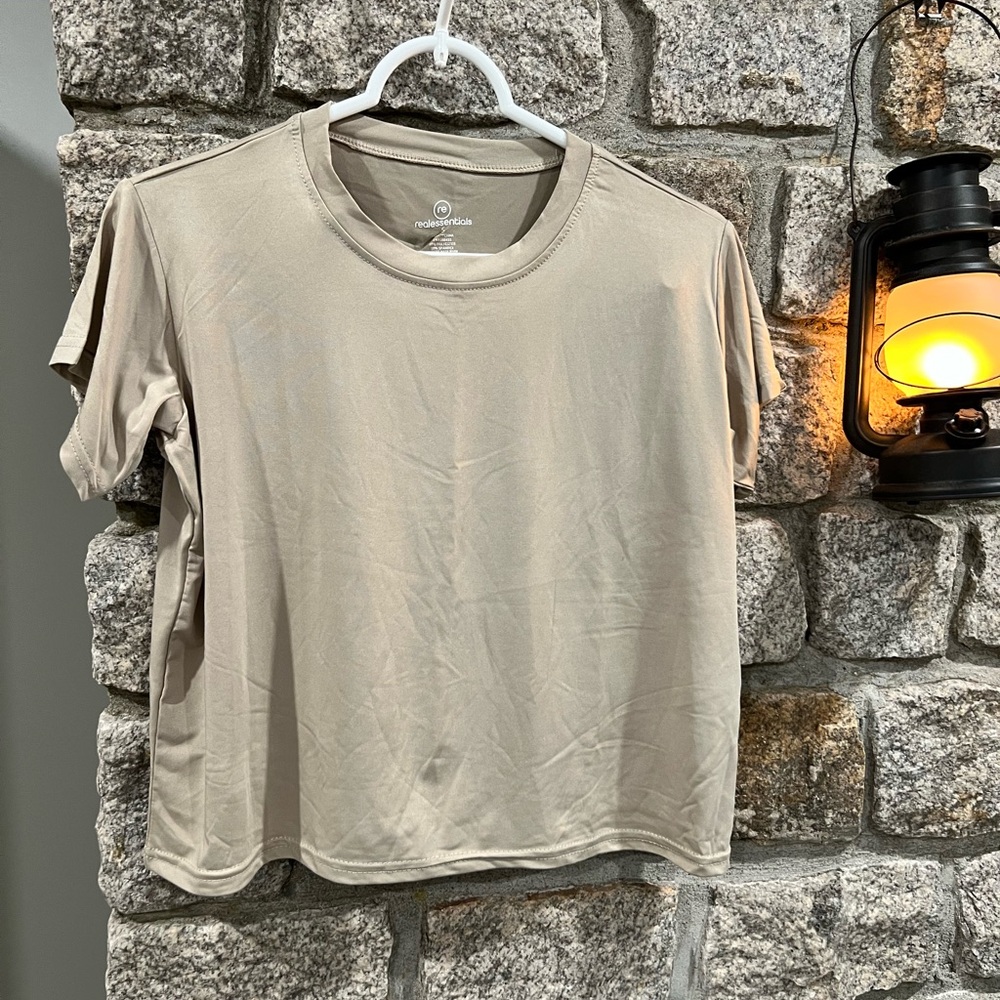 NWOT Real Essentials Women's Dry Fit Crop Top - Short Sleeve Crew Neck - size S